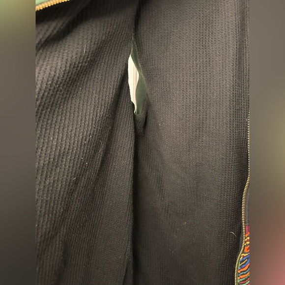 Conscious Convergence Maykuna Green Patchwork Vest Hoodie - Picture 7 of 11